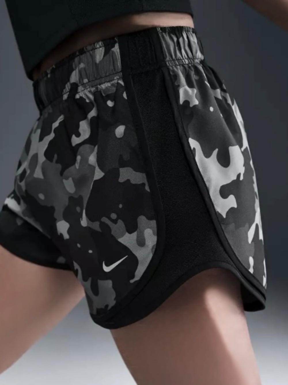 Nike Dri-Fit Tempo Women's Running Shorts